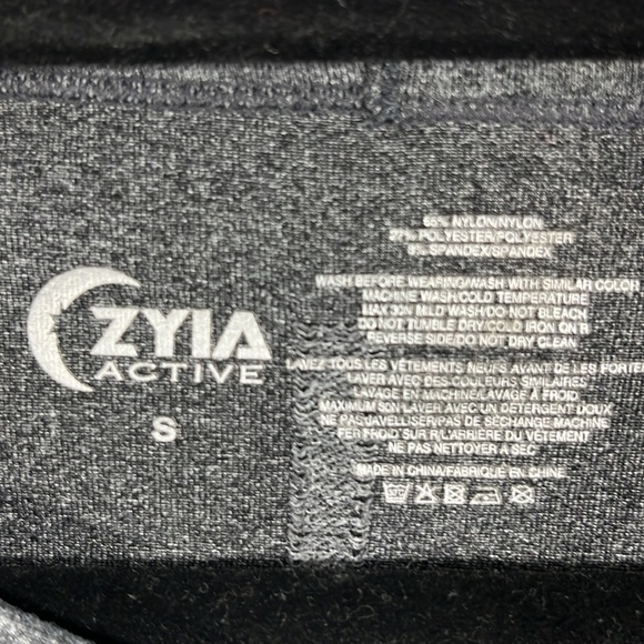 Zyia active long sleeve shirt size small - Picture 2 of 6